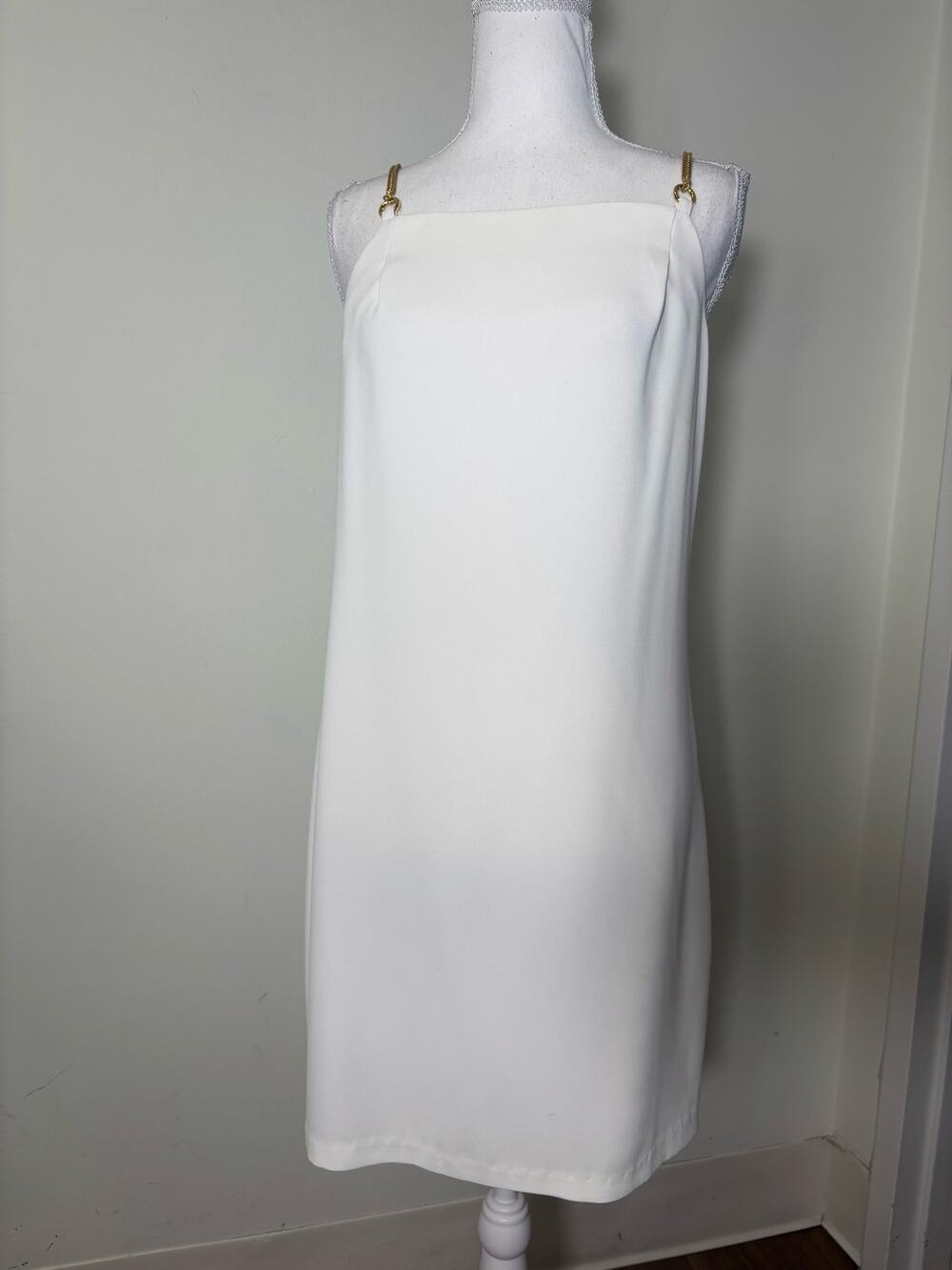 Trina Turk White Cocktail Mini Dress Sz 2